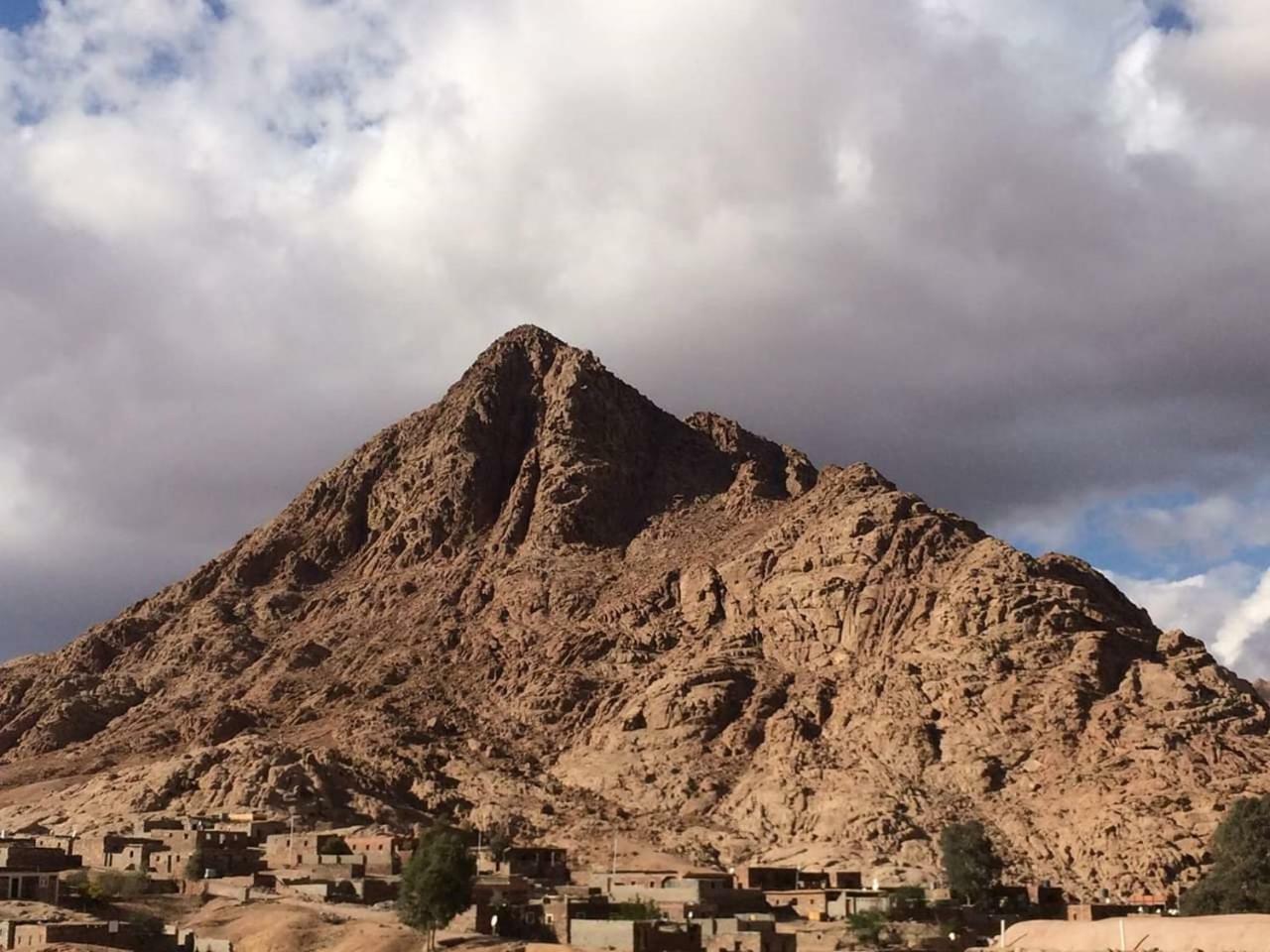 Hotel Sheikh Mousa Bedouin Camp Saint Catherine Exterior foto